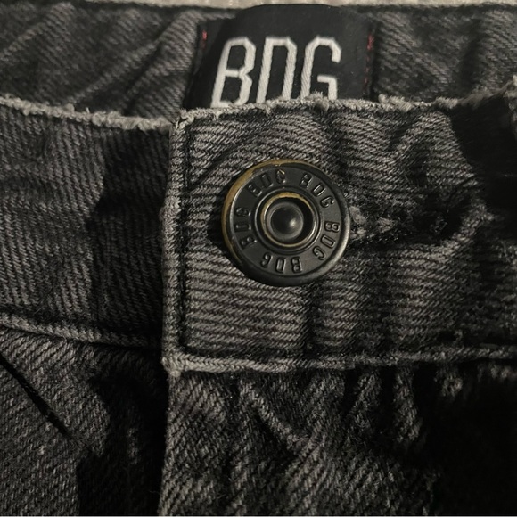 NWOT black BDG brand mom shorts - Picture 5 of 5